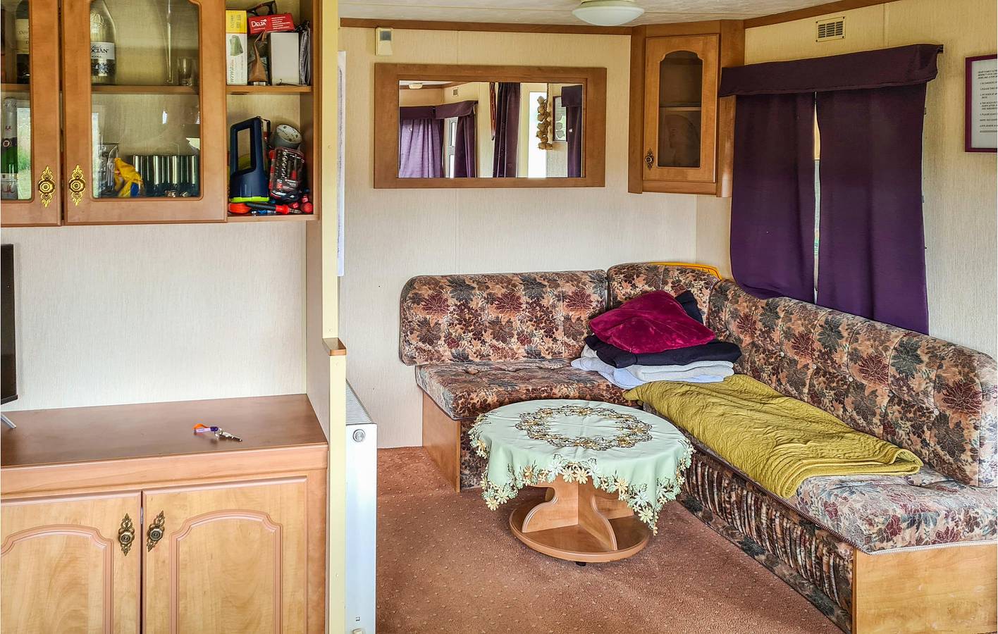 Wohnwagen für 4 Personen mit Terrasse in Powiat Olsztyński