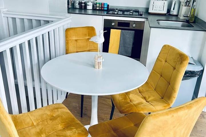 Apartment for 6 people in Folkestone