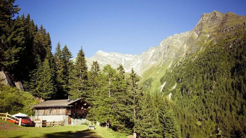 Ferienhaus für 4 Personen, mit Terrasse und Whirlpool