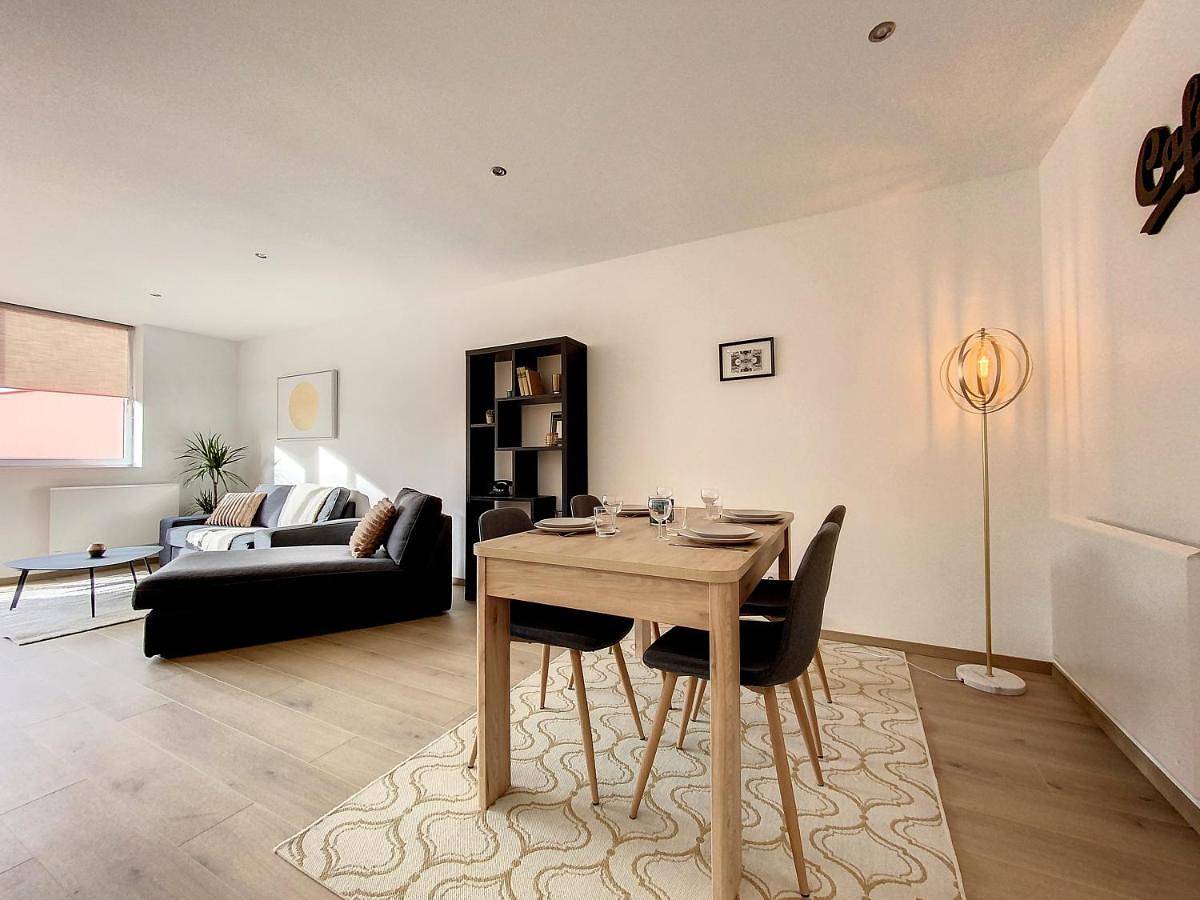Appartement entier, One-Bedroom Apartment in Arc-sur-Tille, Région de Dijon