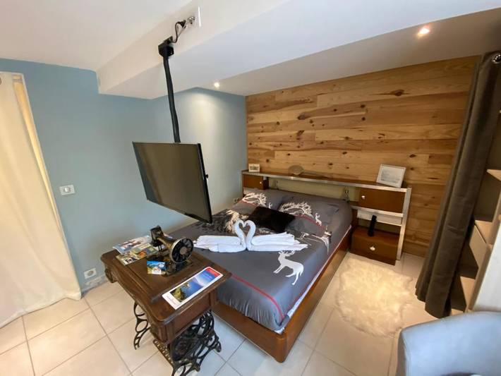 Maison d’hôte pour 2 personnes, avec Terrasse ainsi que Jardin et Vue à Le Châtelard