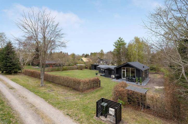 Ferieudlejning for 6 personer, med Jacuzzi og Terrasse i Grenaa