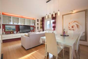 Ferienwohnung für 3 Personen, mit Garten und Ausblick in Pjescana Uvala