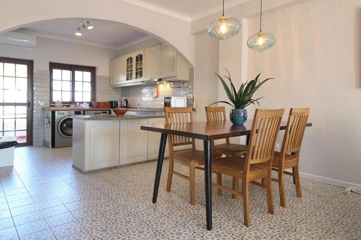 Apartamento de férias para 4 pessoas, com jardim em Vila Nova de Milfontes