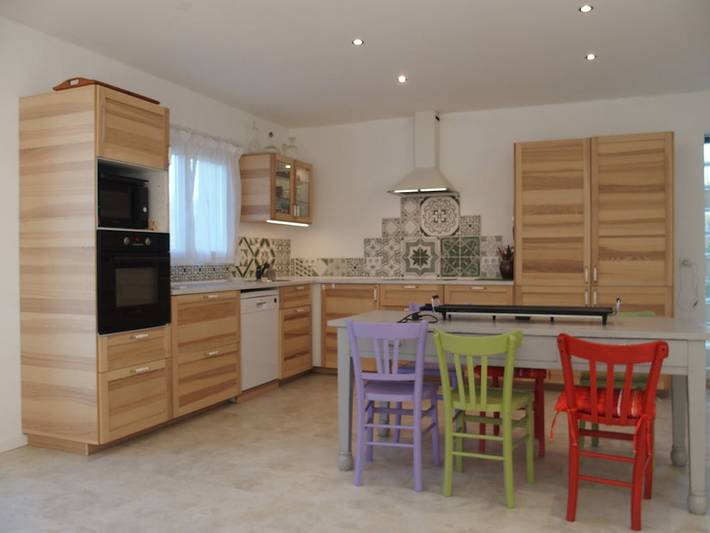 Location de vacances pour 2 personnes, avec terrasse ainsi que jardin et piscine dans la Loire - 4