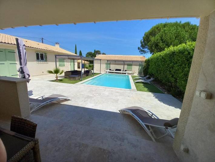 Location de vacances pour 8 personnes, avec piscine ainsi que vue et jardin, animaux acceptés à Saint-Paul-les-Fonts - 3