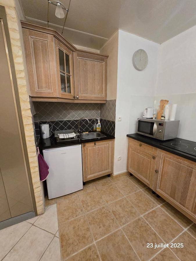 Gîte pour 3 personnes, avec piscine dans Office De Tourisme De Courseulles Sur Mer - 4