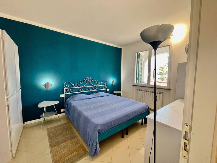 Appartamento intero, Appartamento "Villetta My Sea" con vista mare e Wi-Fi in Spotorno, Riviera di Ponente