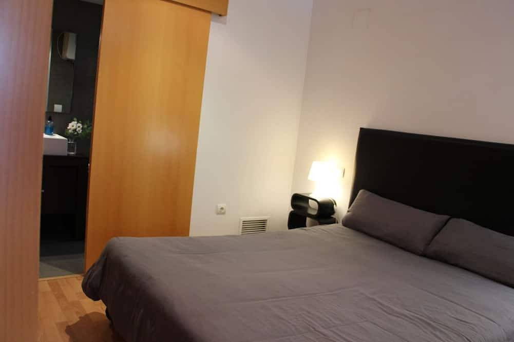 Appartement entier, La Pergola - Bright double studio in Castellón de la Plana, Costa del Azahar