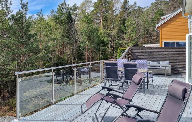 Ferienhaus für 6 Personen, mit Pool und Garten sowie Terrasse, mit Haustier in Risør - 3