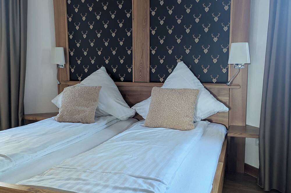 Ganze Wohnung, Waldblick Suite – zwischen Bäumen und Träumen in Schönau a.d.Brend, Rhön-Bayern