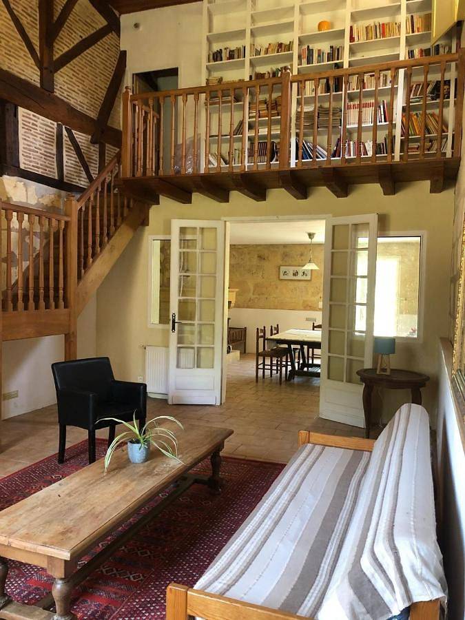 Location de vacances pour 8 personnes, avec terrasse et jardin à Saint-Médard-de-Mussidan - 4