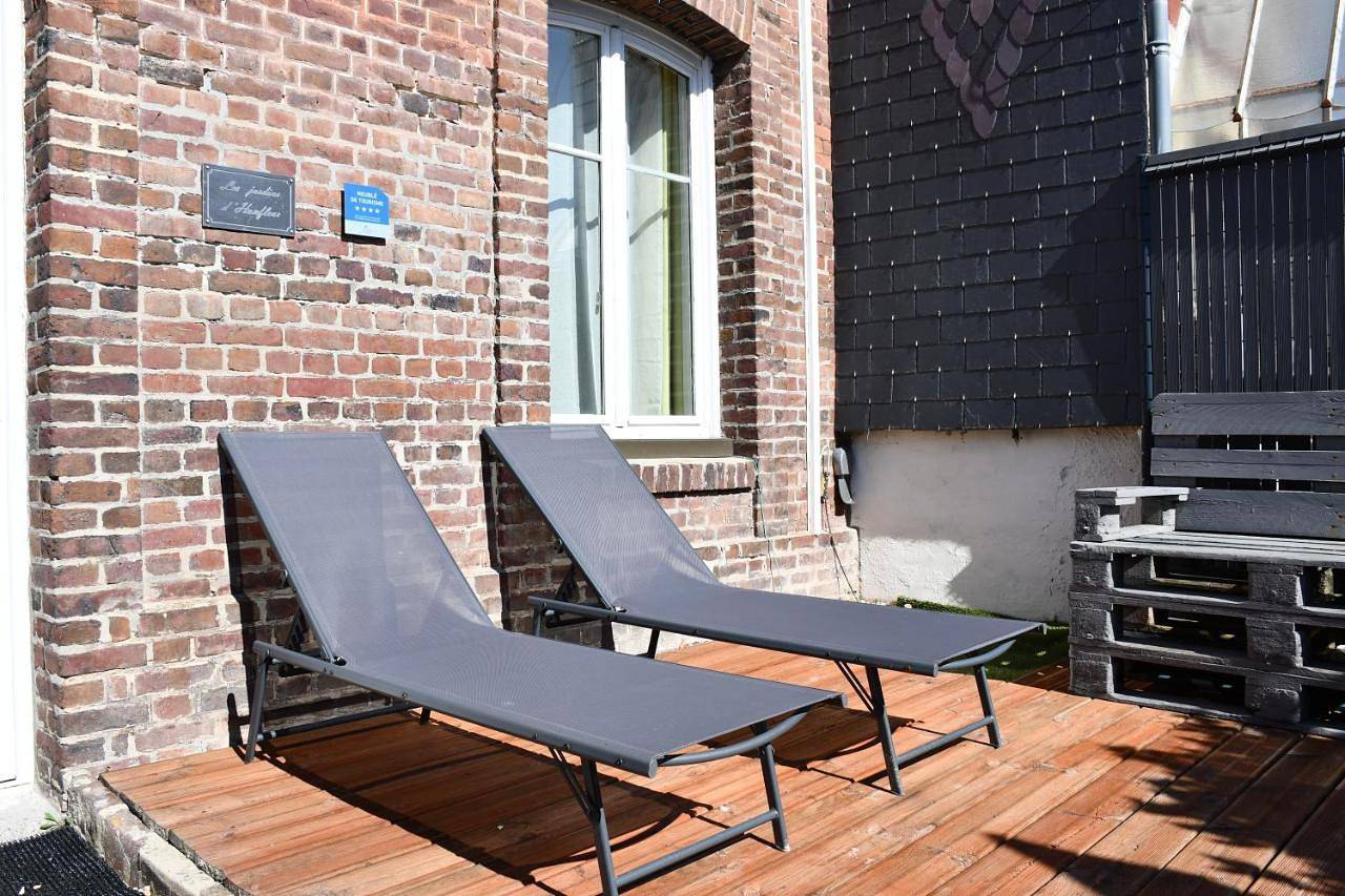 Appartement entier, Les jardins d Honfleur et sa terrasse privative in Honfleur, Région de Lisieux