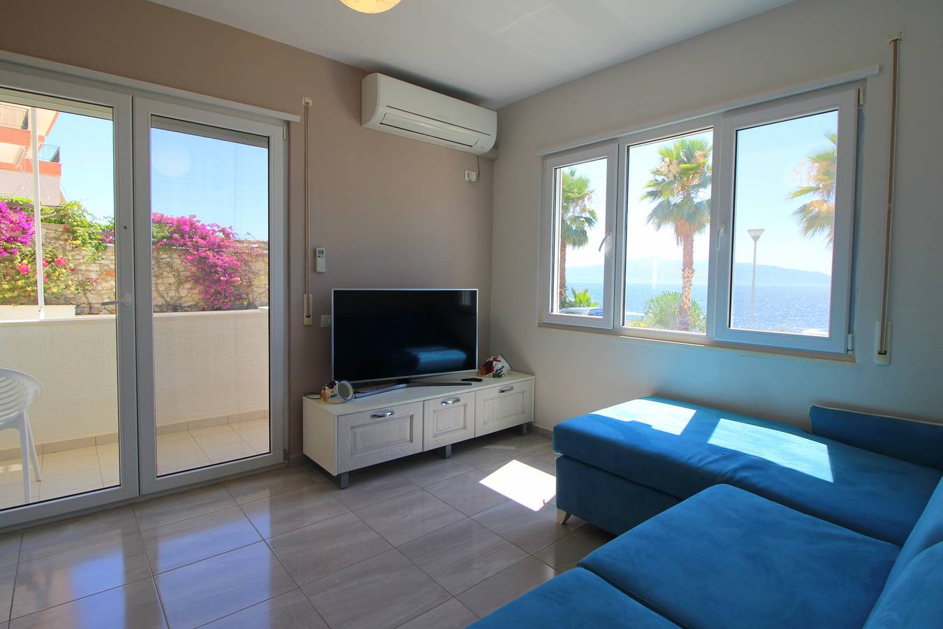 Apartamento vacacional entero, Apartamento de vacaciones para 4 personas con balcón in Sarandë, Vlorë
