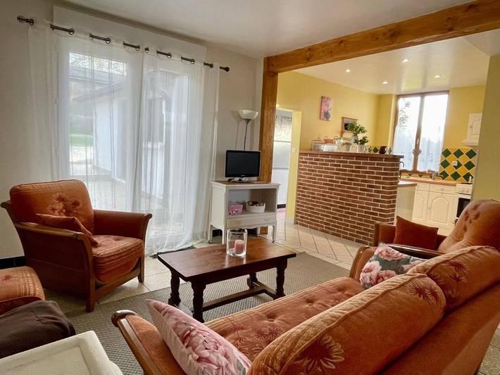 Gîte pour 5 personnes, avec jardin et terrasse à Vacqueriette-Erquières