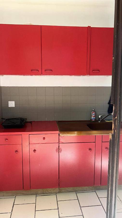 Gîte pour 4 personnes, avec vue ainsi que piscine et jardin, animaux acceptés à Saint-Aunès - 2