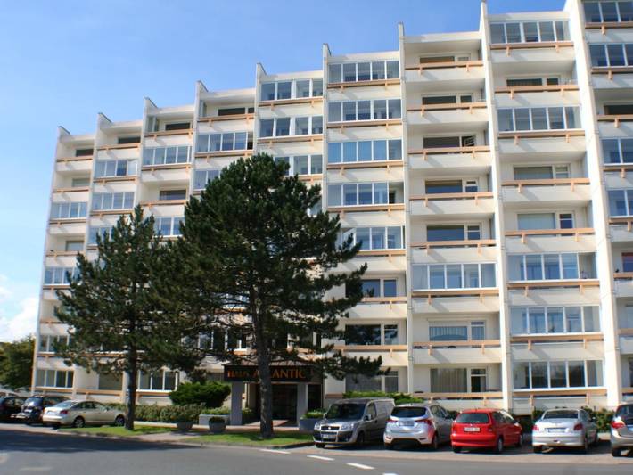 Ferienwohnung für 4 Personen, mit Balkon und Pool sowie Sauna in Döse