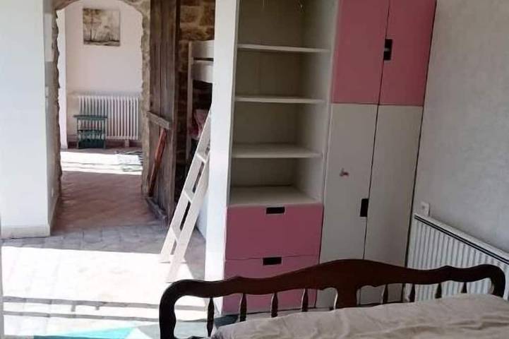 Location de vacances pour 8 personnes, avec jardin ainsi que terrasse et sauna à Roussillon-en-Morvan - 4
