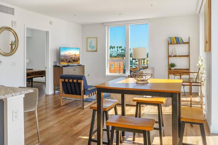 Apartahotel para 3 personas, con jardín en Los Angeles