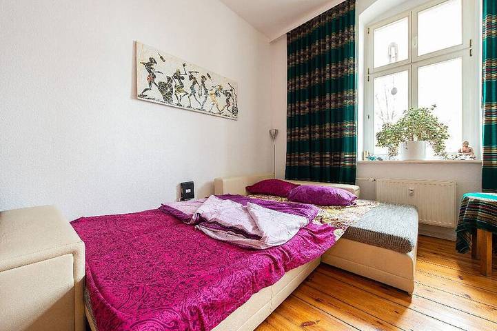 Ferienwohnung für 7 Personen, mit Balkon in Friedrichshain Berlin - 2