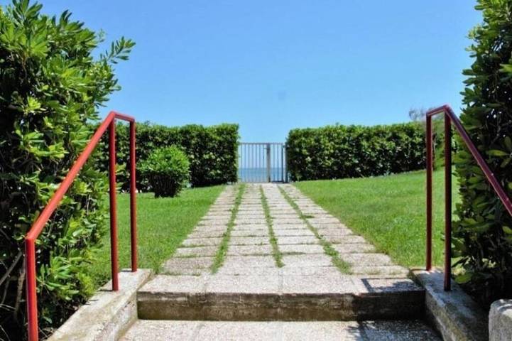Entire apartment, Mary House. in Marotta, Mondolfo Region