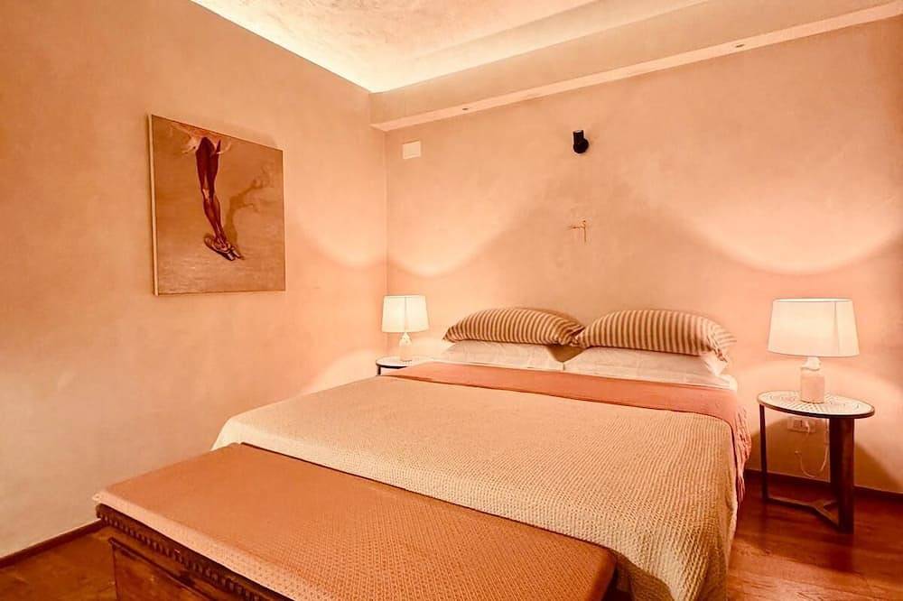 Entire apartment, Atelier Arringo Suite in Ascoli Piceno, Monti Sibillini National Park