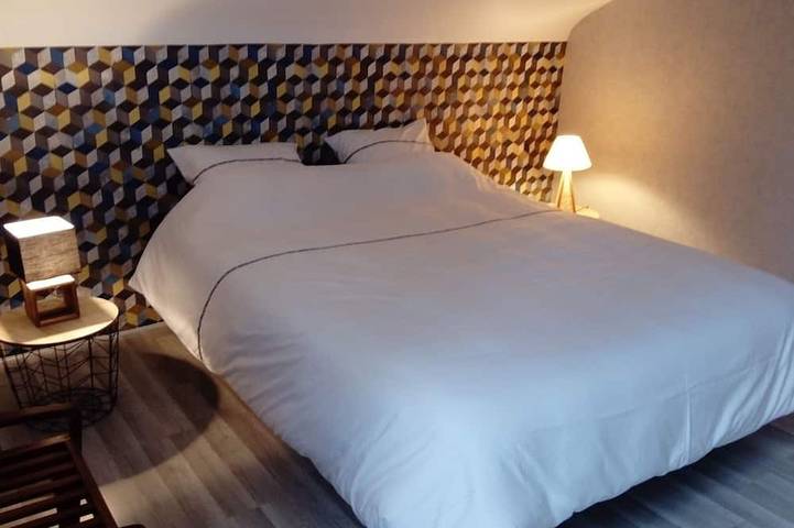Gîte pour 4 personnes, avec jardin dans Parc du Bocasse