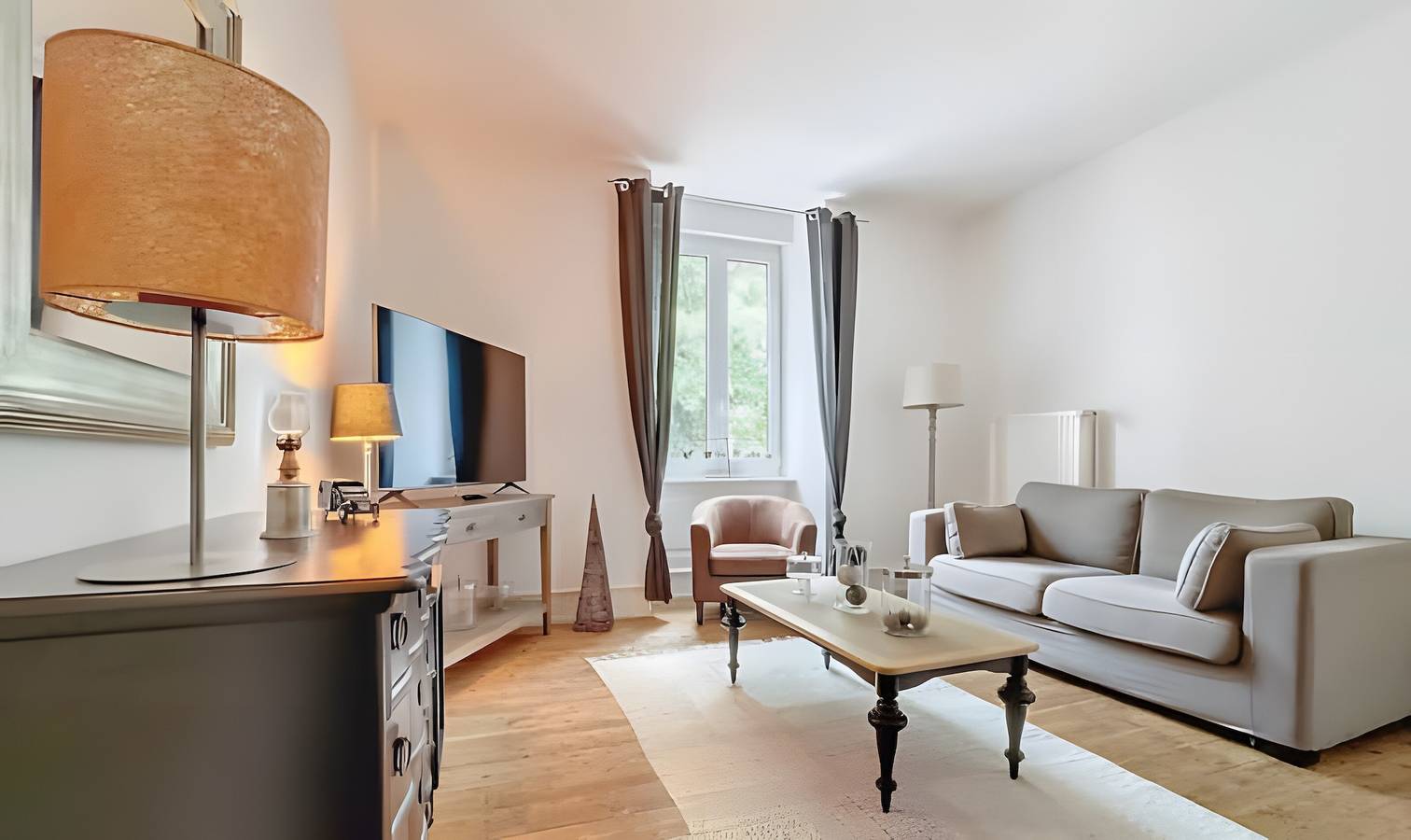 Apartamento entero, Apartamento 'Villa Maeva - Deluxe' con terraza privada y Wi-Fi in Riquewihr, Parque natural regional de los Ballons des Vosges