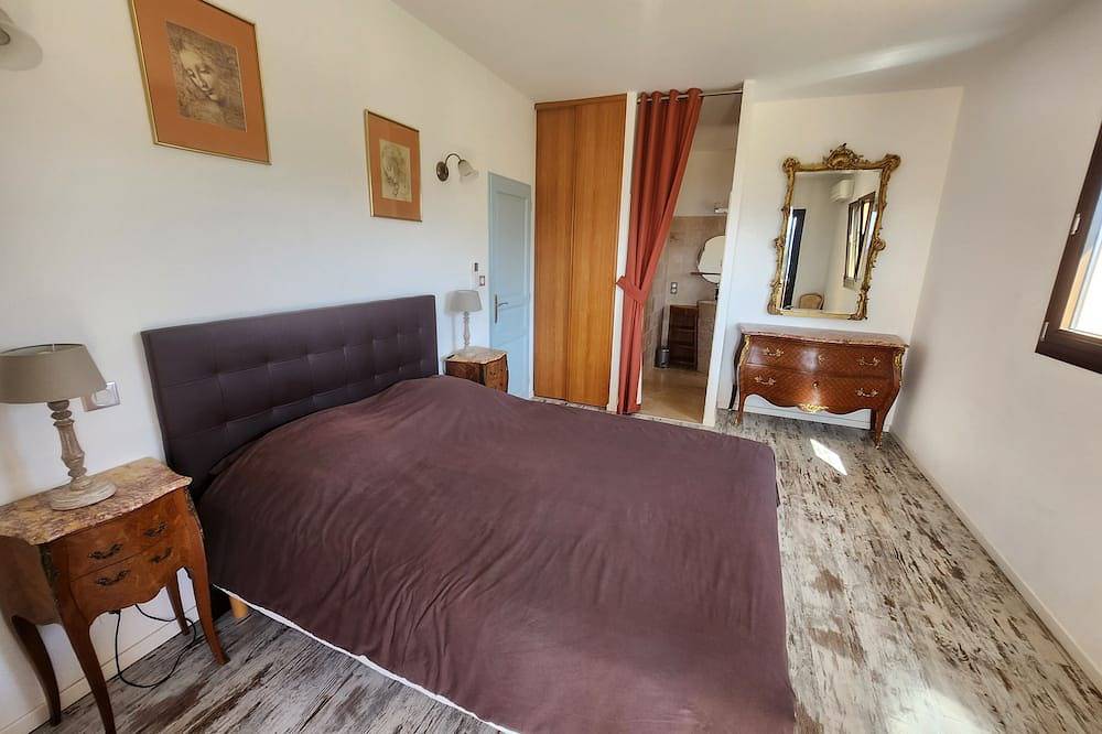 Spaziosa villa, vista panoramica, piscina riscaldata, idromassaggio, giardino, vicino alle spiagge in Sagone, Vico