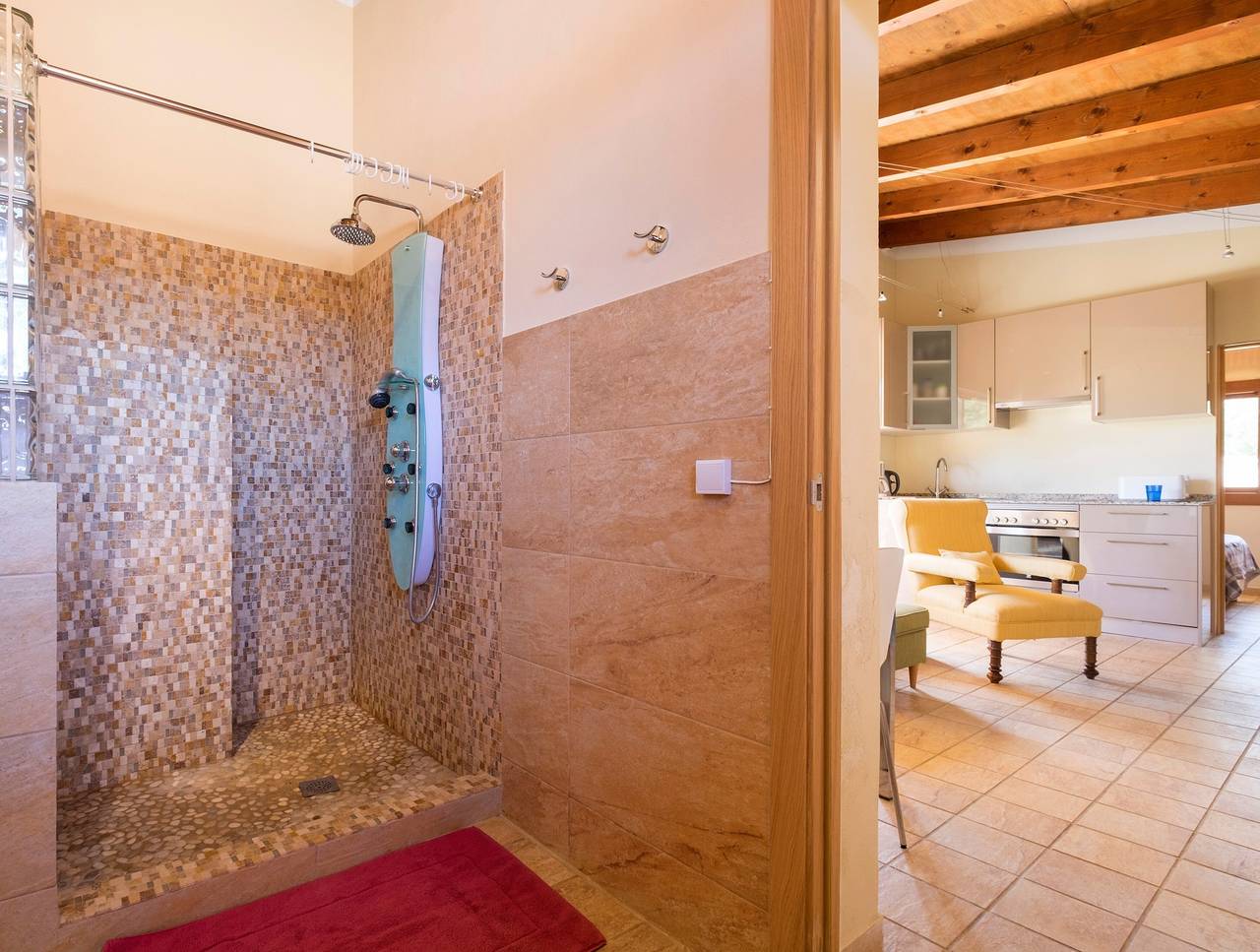 Villa met stenen gevel en zwembad - Villa Erdei de Buteasa y Preluca, foto 9