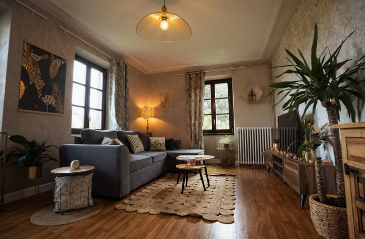Gîte pour 4 personnes, avec jacuzzi et jardin à Aubure