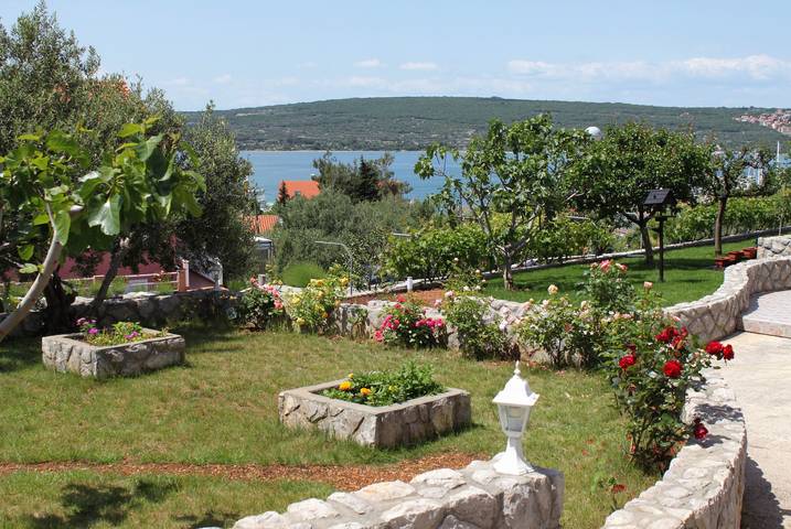 Ferienwohnung für 6 Personen, mit Balkon/Terrasse in Punat