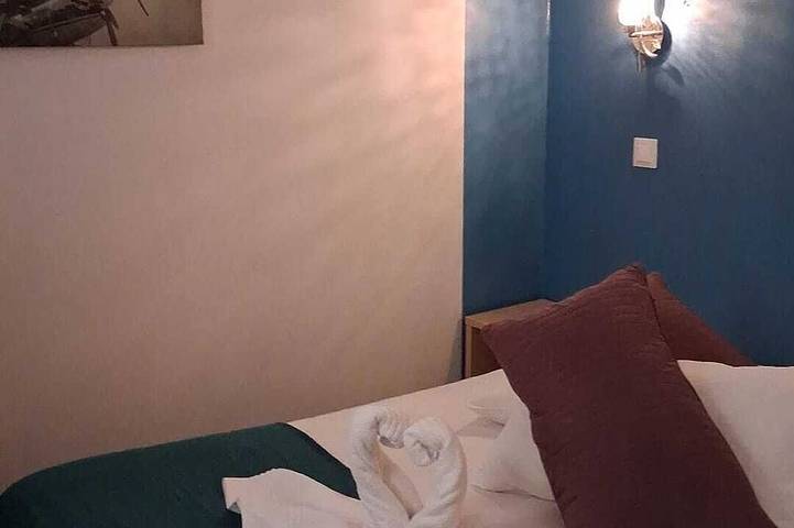 Entire apartment, 2 steps from Disneyland your apartment for 5! in Serris, Seine-et-Marne