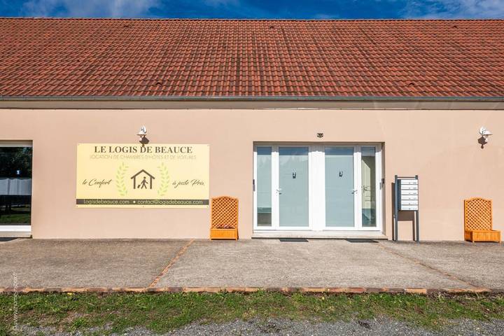 Gîte pour 2 personnes, avec Terrasse et Jardin à Paray-Douaville