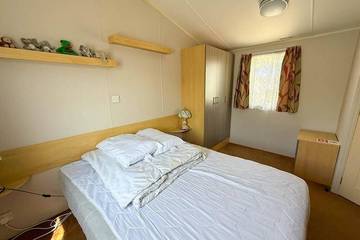Bungalow for 6 People in Felixstowe, Suffolk, Photo 1