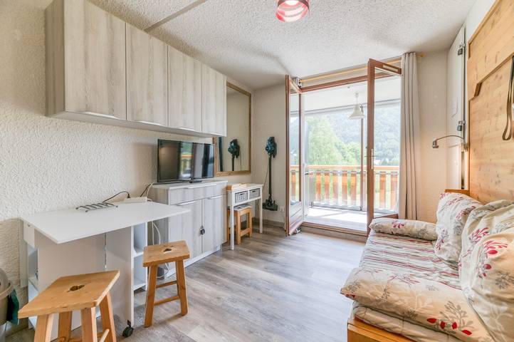 Appartement entier, Appartement 'Équipé Avec Balcon Fermé' avec balcon in La Morte, Parc national des Écrins