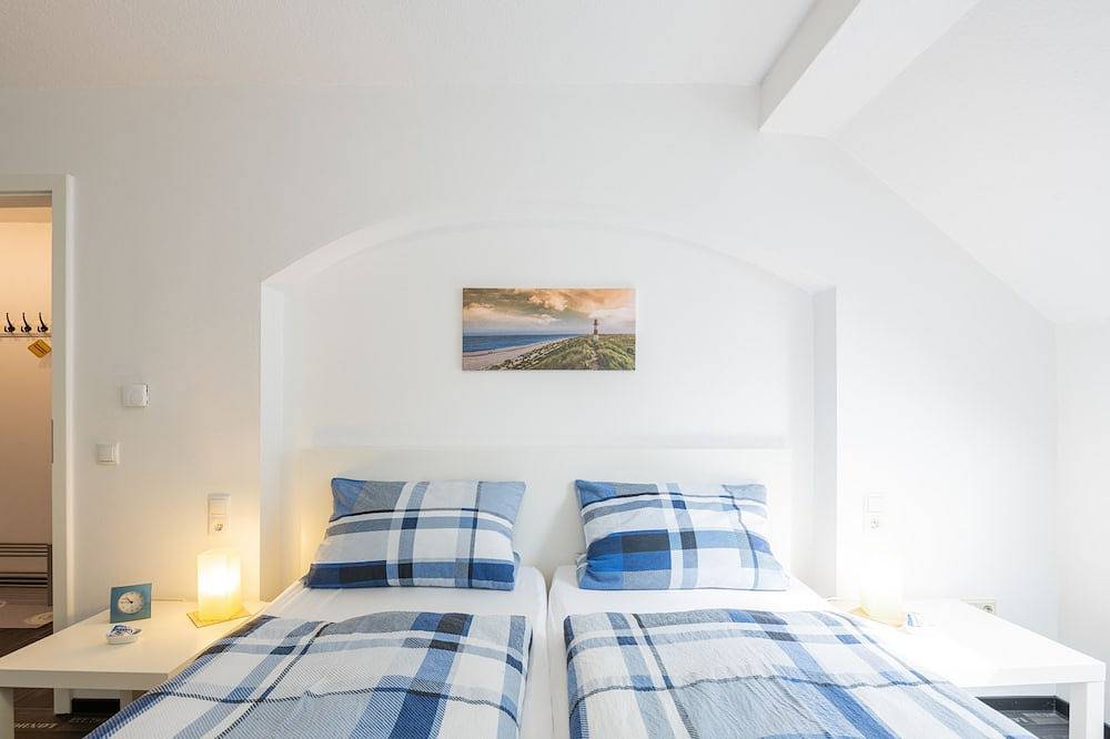 Ganze Wohnung, Ferienwohnung  Reemts (Friesea) - Ferienwohnungen Reemts 35204 in Neukamperfehn, Nordseeküste
