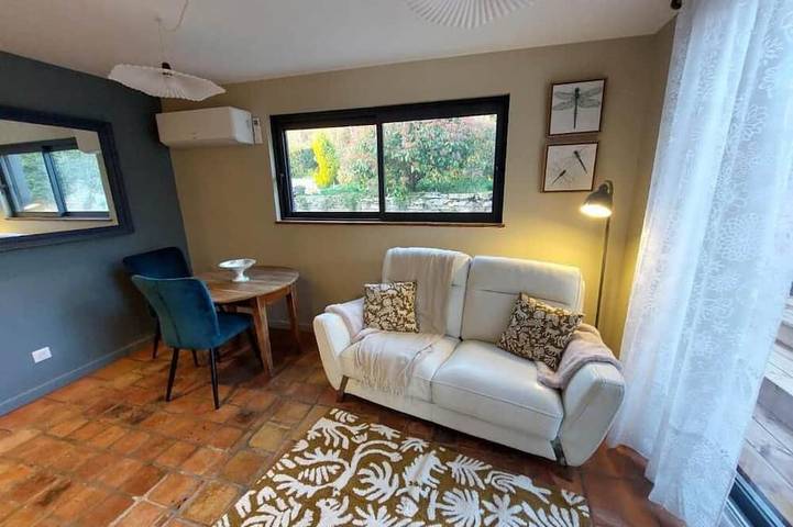 Gîte pour 2 personnes, avec balcon et jardin ainsi que jacuzzi et piscine, animaux acceptés à Bruniquel - 2