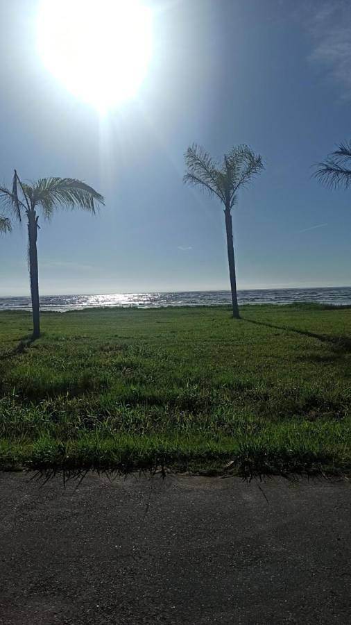 Casas e apartamentos de temporada para 10 pessoas, com piscina e vista e ainda balcão, com animais de estimação em Porto Novo