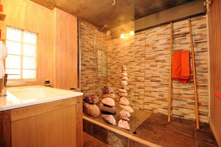 Gîte pour 4 personnes, avec piscine ainsi que terrasse et jardin dans les Pyrénées-Orientales - 4