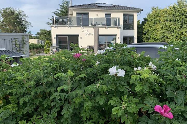 Ferienhaus für 8 Personen, mit Balkon und Sauna sowie Garten in Loddin