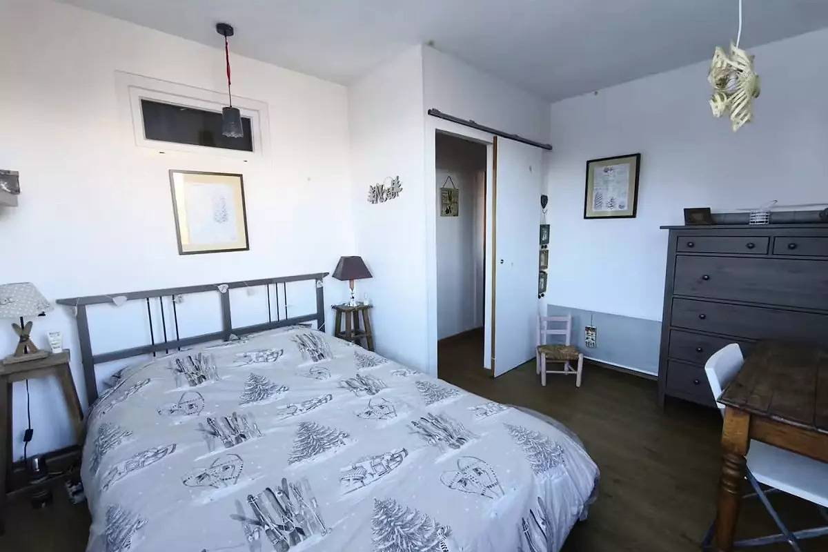 Ganze Wohnung, Ferienwohnungen für 6 Personen in Le Sauze, Enchastrayes