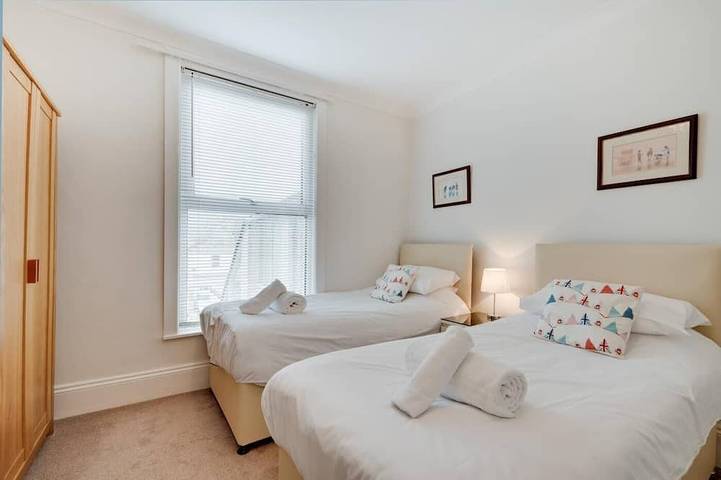 Ganze Wohnung, 2 Bed in Seaton (oc-mbbri) in Seaton, Devon