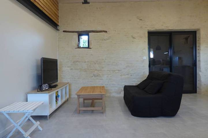 Location de vacances pour 4 personnes, avec jardin à Sainte-Gemme-la-Plaine - 4