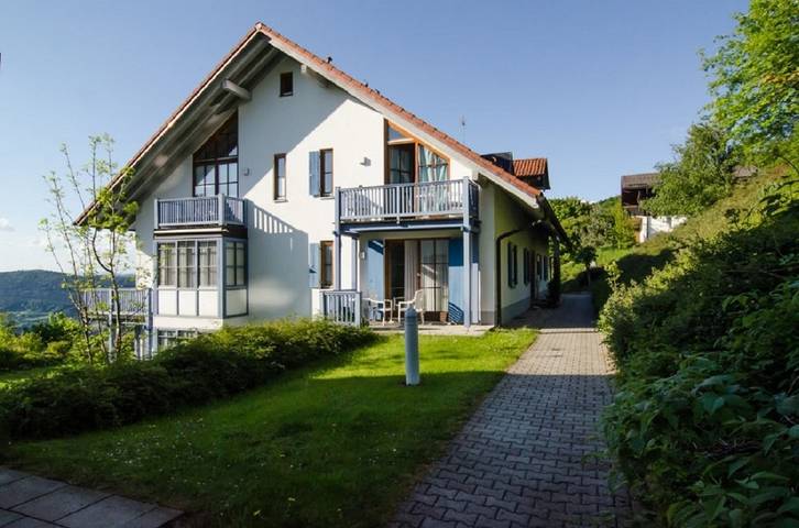 Ferienwohnung für 2 Personen, mit Balkon und Garten