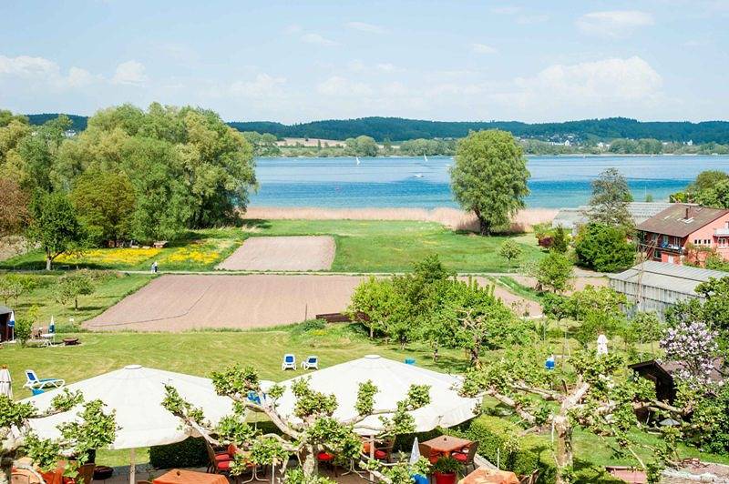 Insel-Hof Reichenau Hotel garni - St. Johann, Doppelzimmer mit Seeblick in Reichenau, Untersee