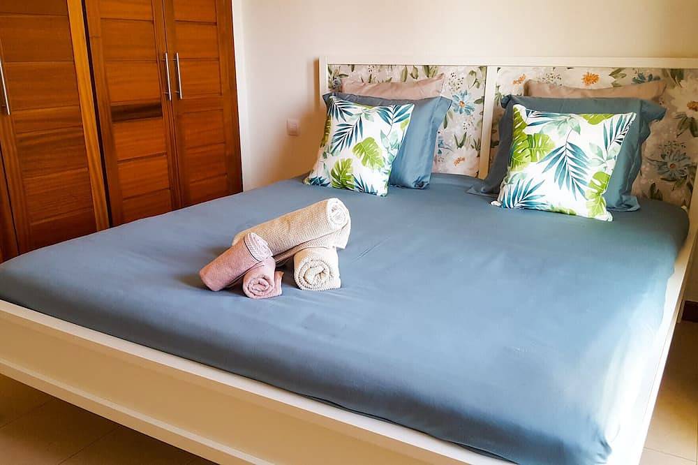 Aiolos 20 by Buenavilla|Great apartment in the marina of Puerto Calero in Puerto Calero, Yaiza