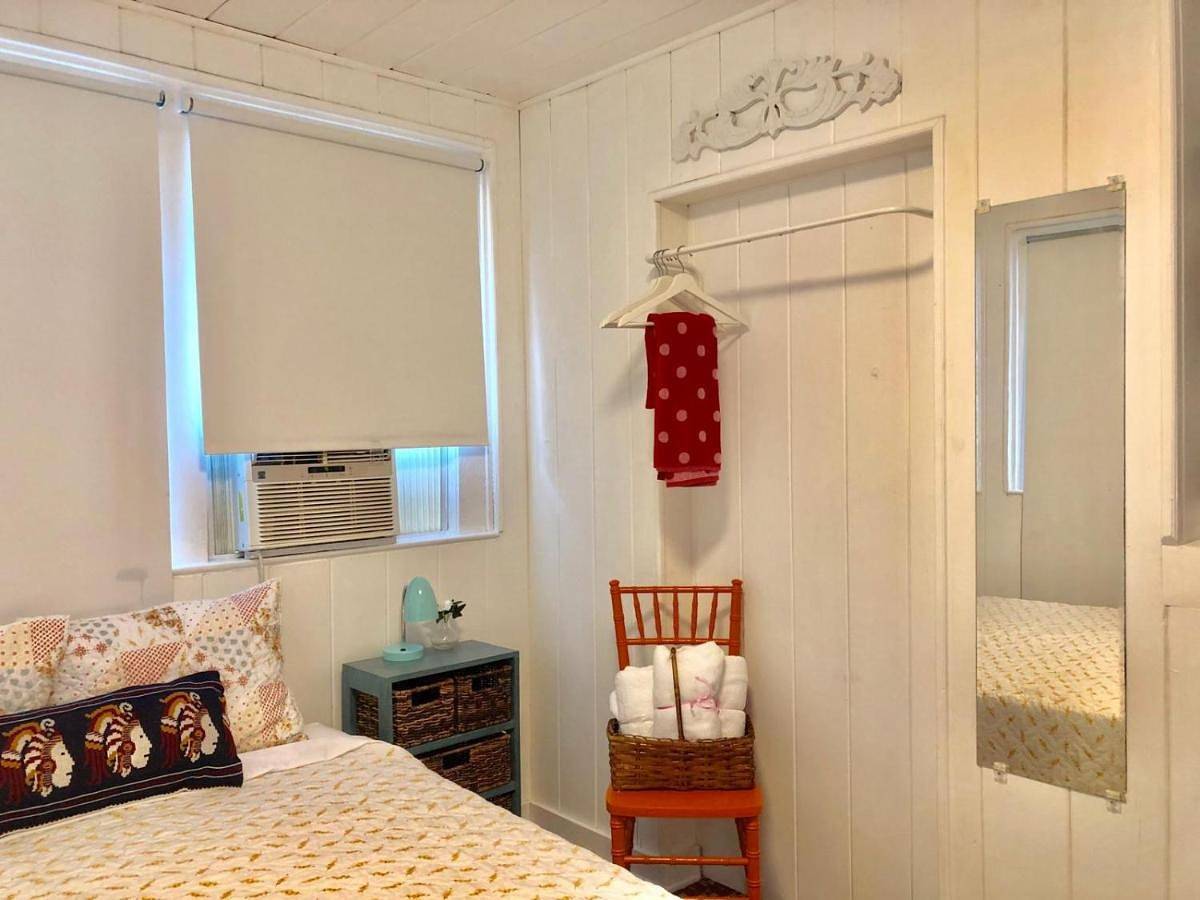 Geheel vakantieappartement, Private Studio with Free Parking in Little Havana, Miami