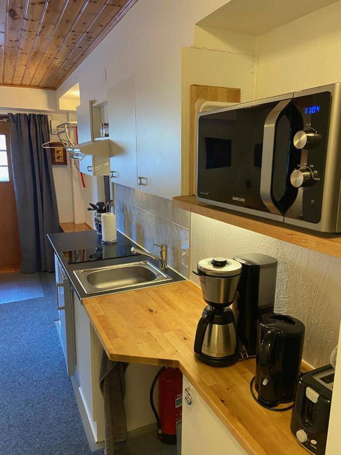 Appartement entier, Huddinge Studio with Private Entrance in Huddinge, Mer Baltique suédoise