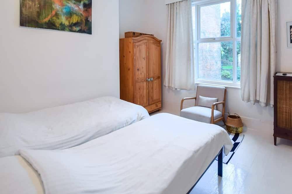 7 Bed in St. Leonards-on-sea in Hastings, East Sussex